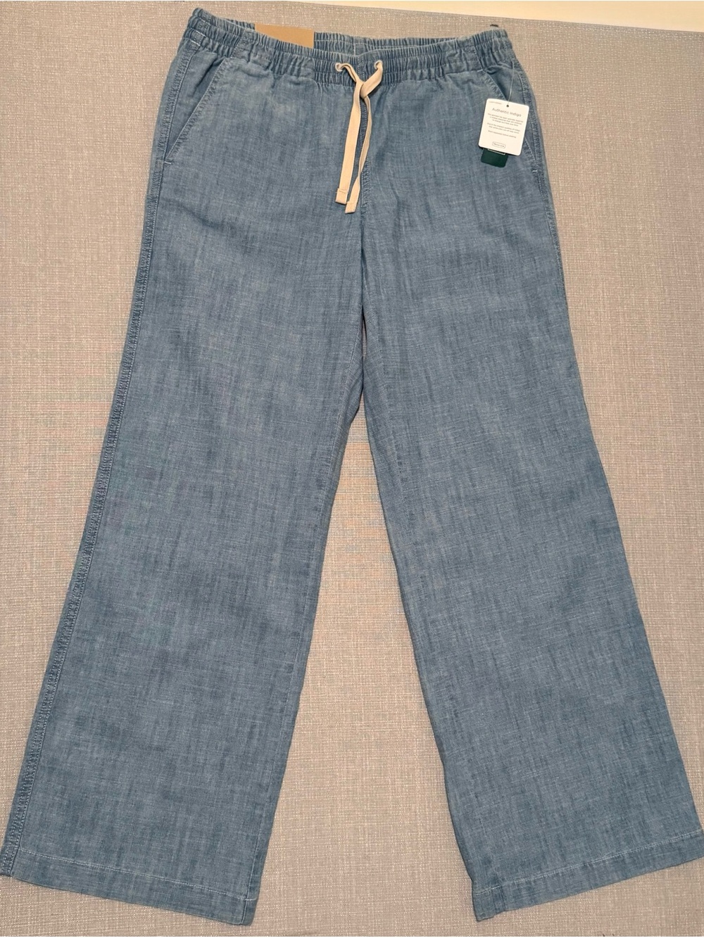 L.L.Bean Lakewashed Wide Leg Pants Size 8 Mid Rise Chambray Drawstring NWT